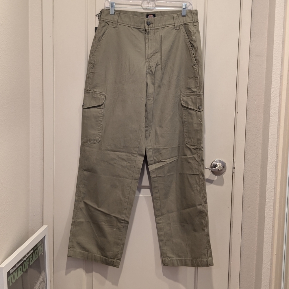 NWT Dickies Women's Relaxed Fit Duck Canvas Cargo Pants Size 28R